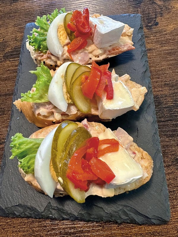 Šunka, máslová pomazánka