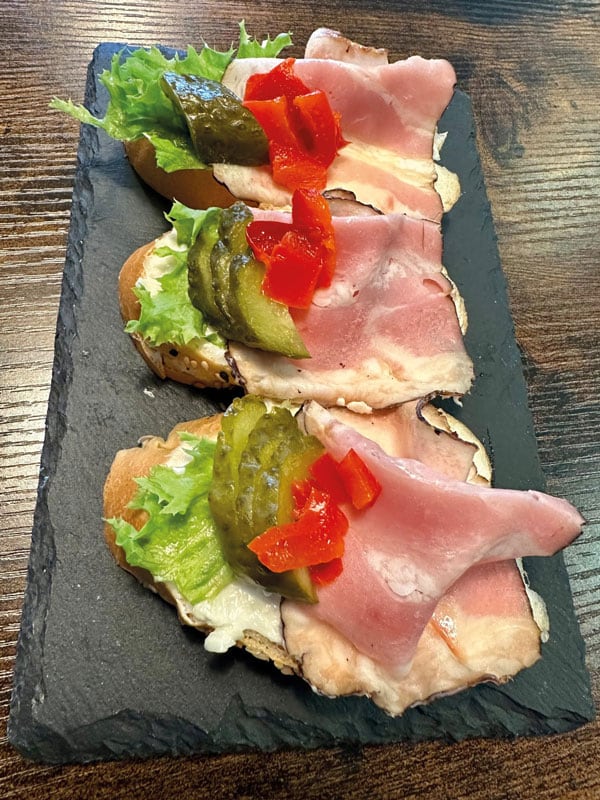 Sýr, máslová pomazánka   